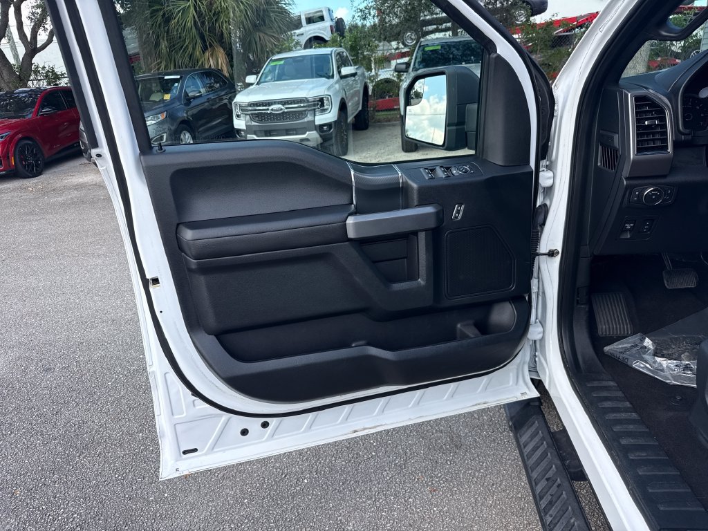 Used 2018 Ford F150 XLT w/ Equipment Group 302A Luxury AWD/4WD image 13
