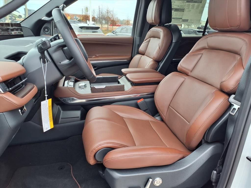New 2026 Lincoln Navigator L Reserve image 15