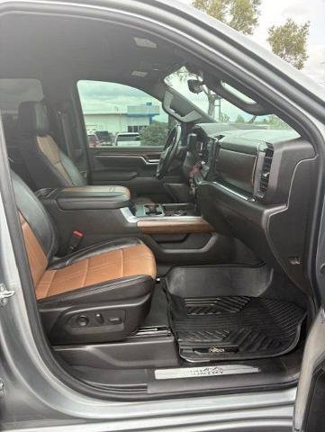 Used 2024 Chevrolet Silverado 2500 High Country w/ High Country Premium Package AWD/4WD image 20