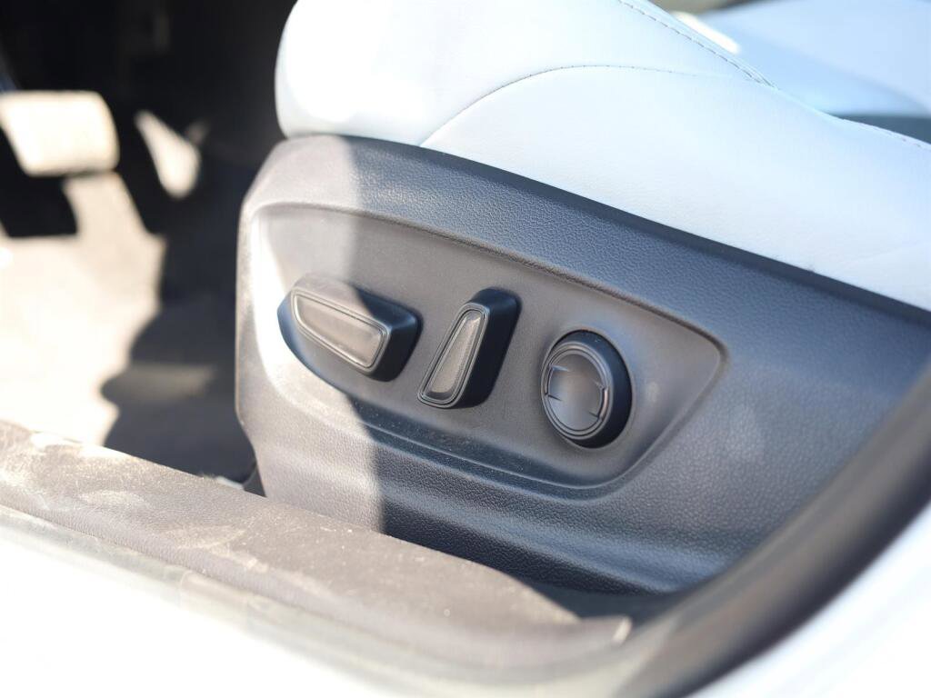 Used 2024 Toyota Corolla XSE image 7