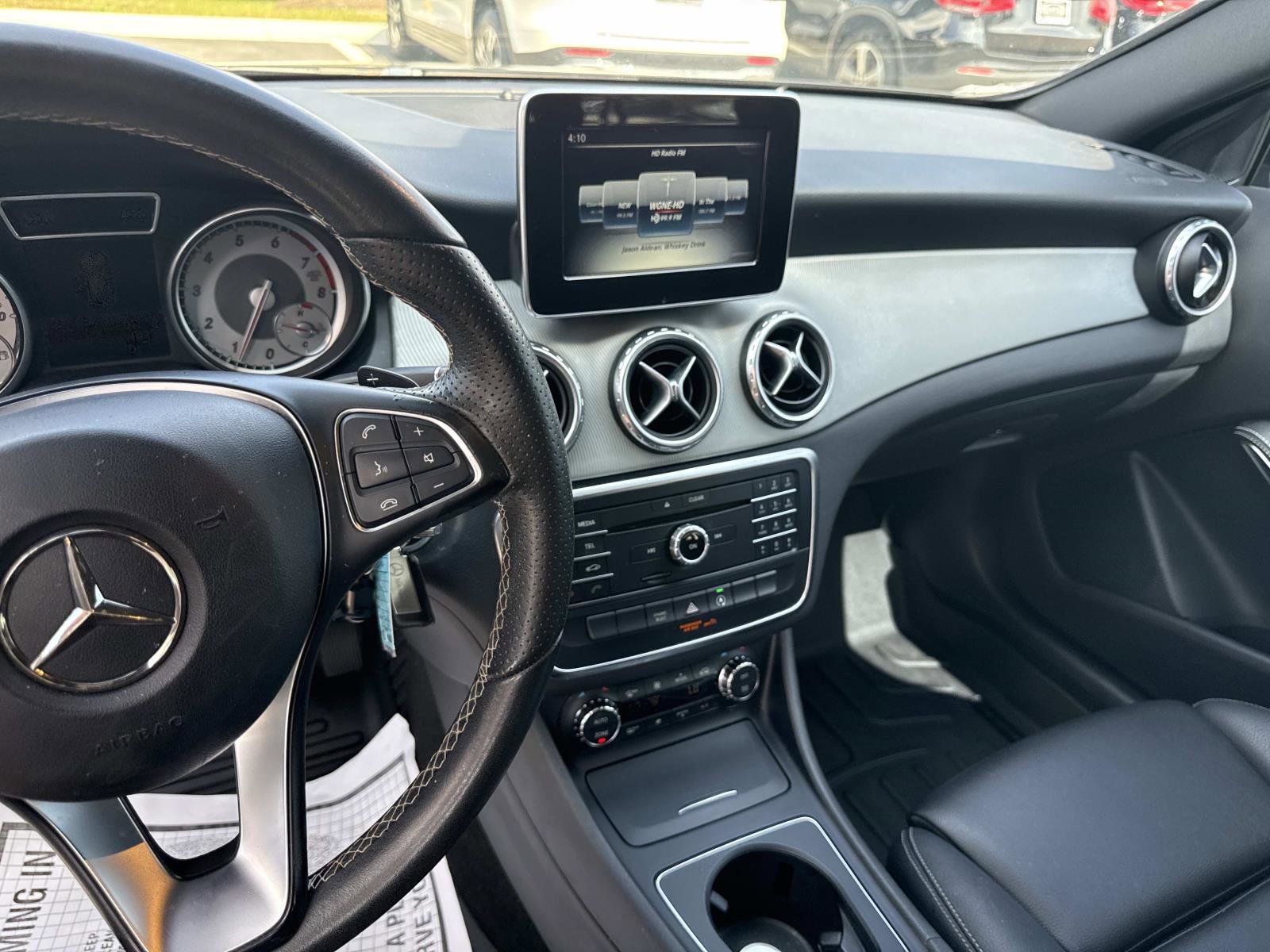 Used 2017 Mercedes-Benz GLA 250 image 21