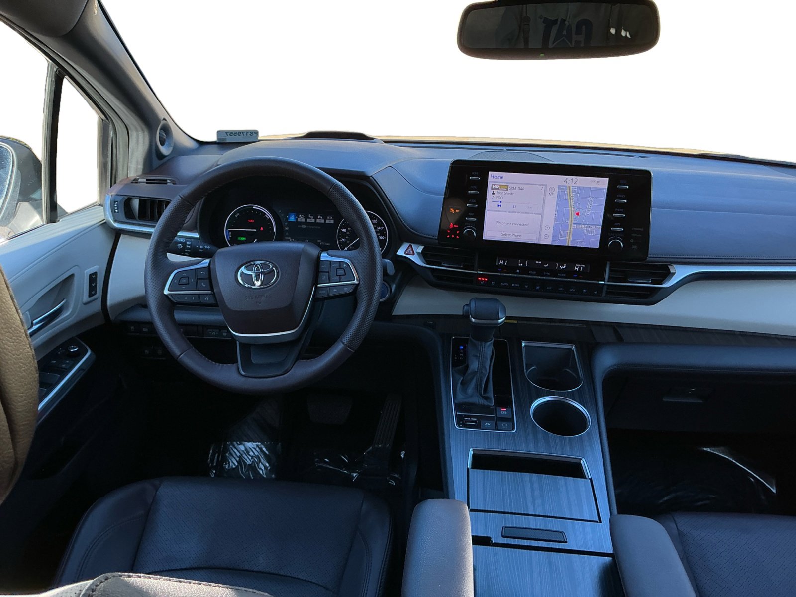 Used 2023 Toyota Sienna Platinum image 15