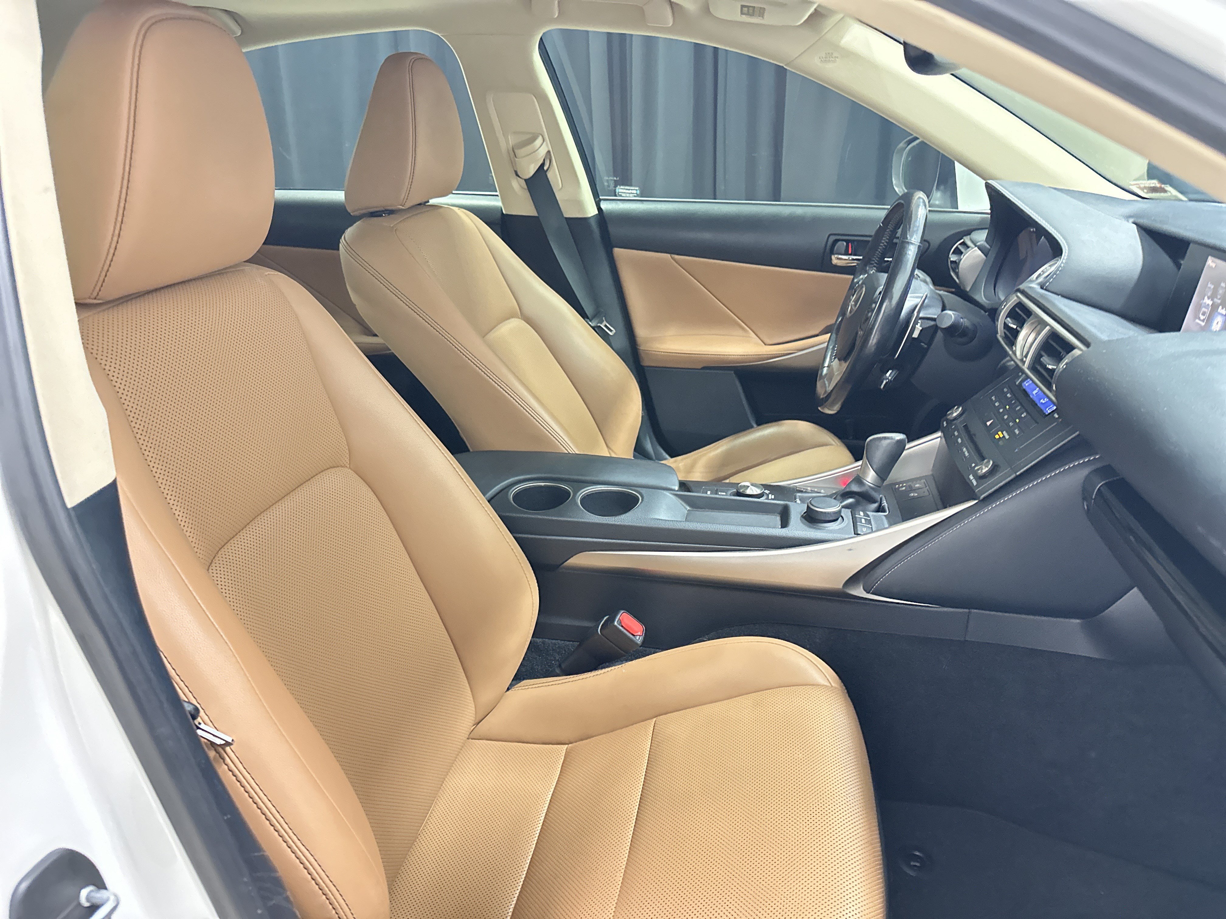 Used 2016 Lexus IS 300 AWD w/ Premium Package image 33