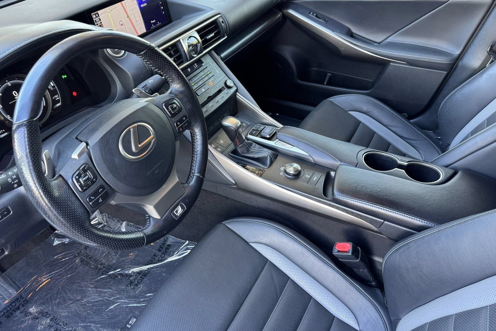 Used 2020 Lexus IS 300 F Sport w/ Blackline Edition RWD image 10