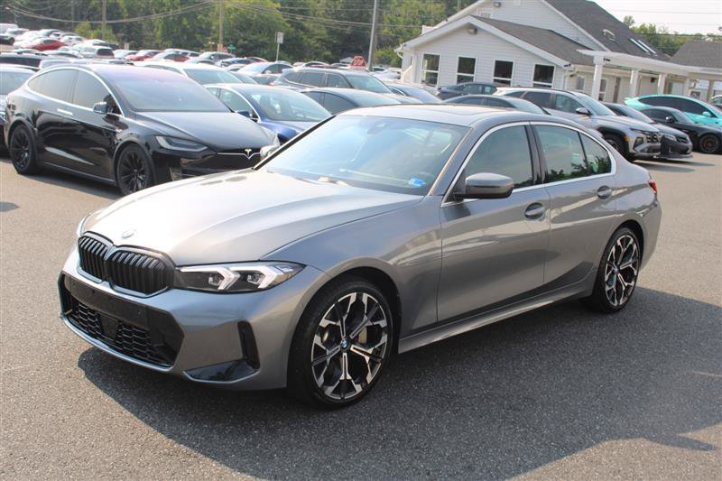 Used 2026 BMW 330i xDrive Sedan AWD/4WD image 4