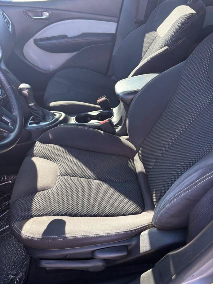 Used 2014 Dodge Dart SXT w/ Rallye Appearance Group FWD image 8