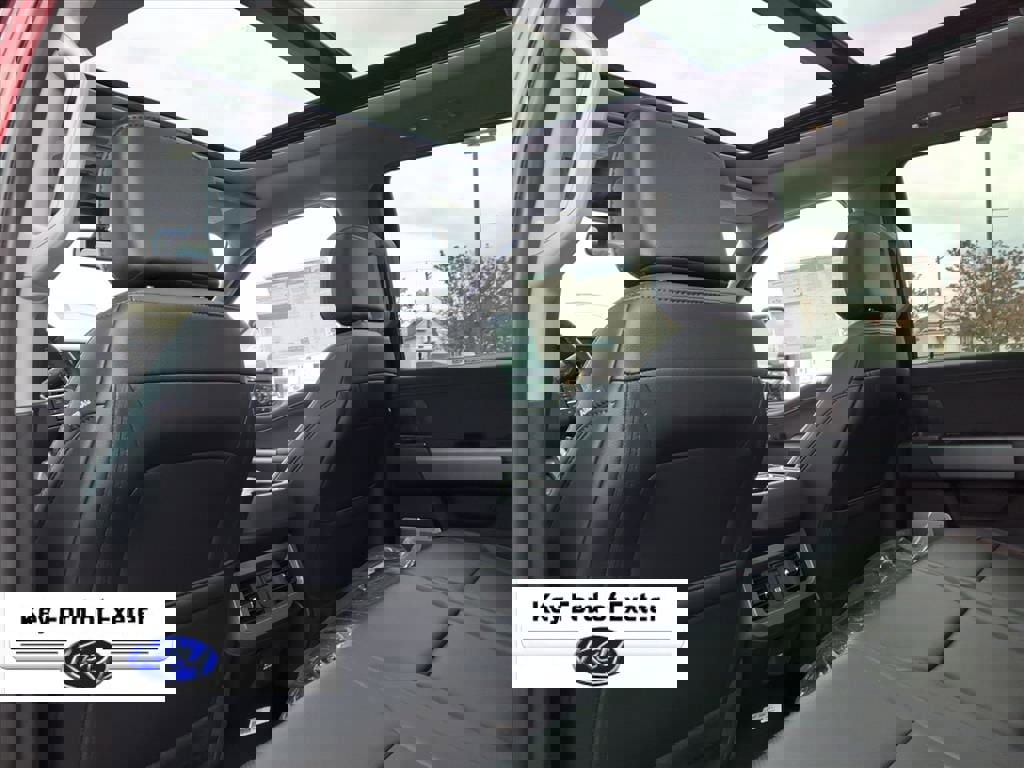 New 2026 Ford F350 Lariat w/ FX4 Off-Road Package image 18