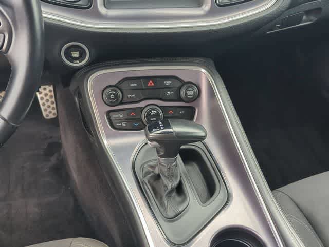 Certified 2018 Dodge Challenger SXT RWD image 25