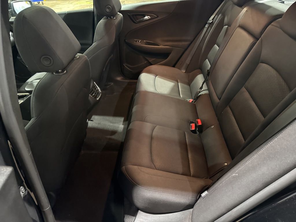 Used 2024 Chevrolet Malibu LT FWD image 32