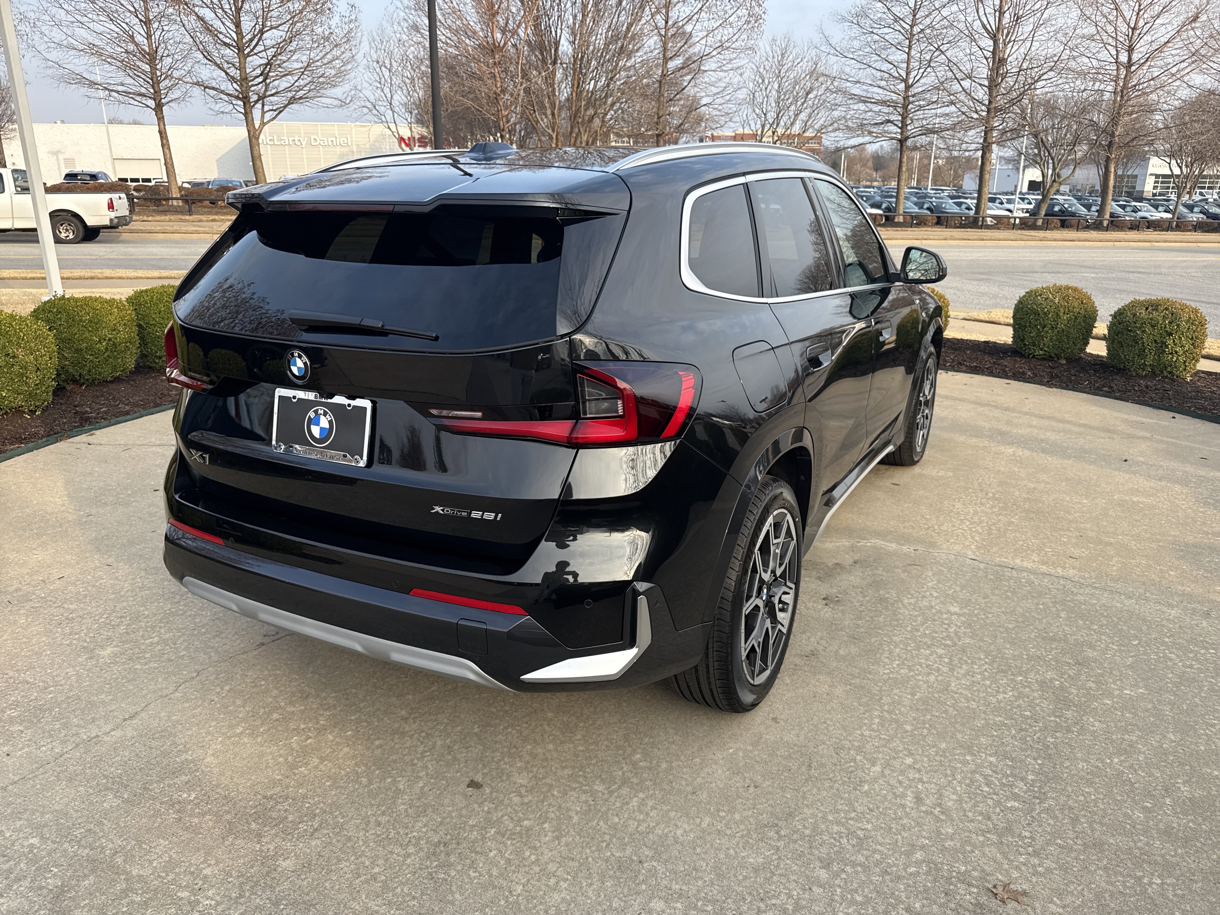 New 2026 BMW X1 xDrive28i AWD/4WD image 5