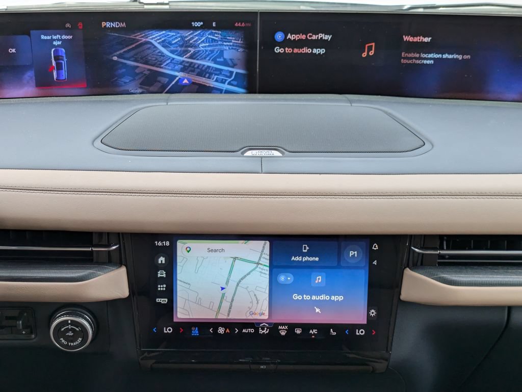New 2026 Lincoln Navigator L Black Label AWD/4WD image 19
