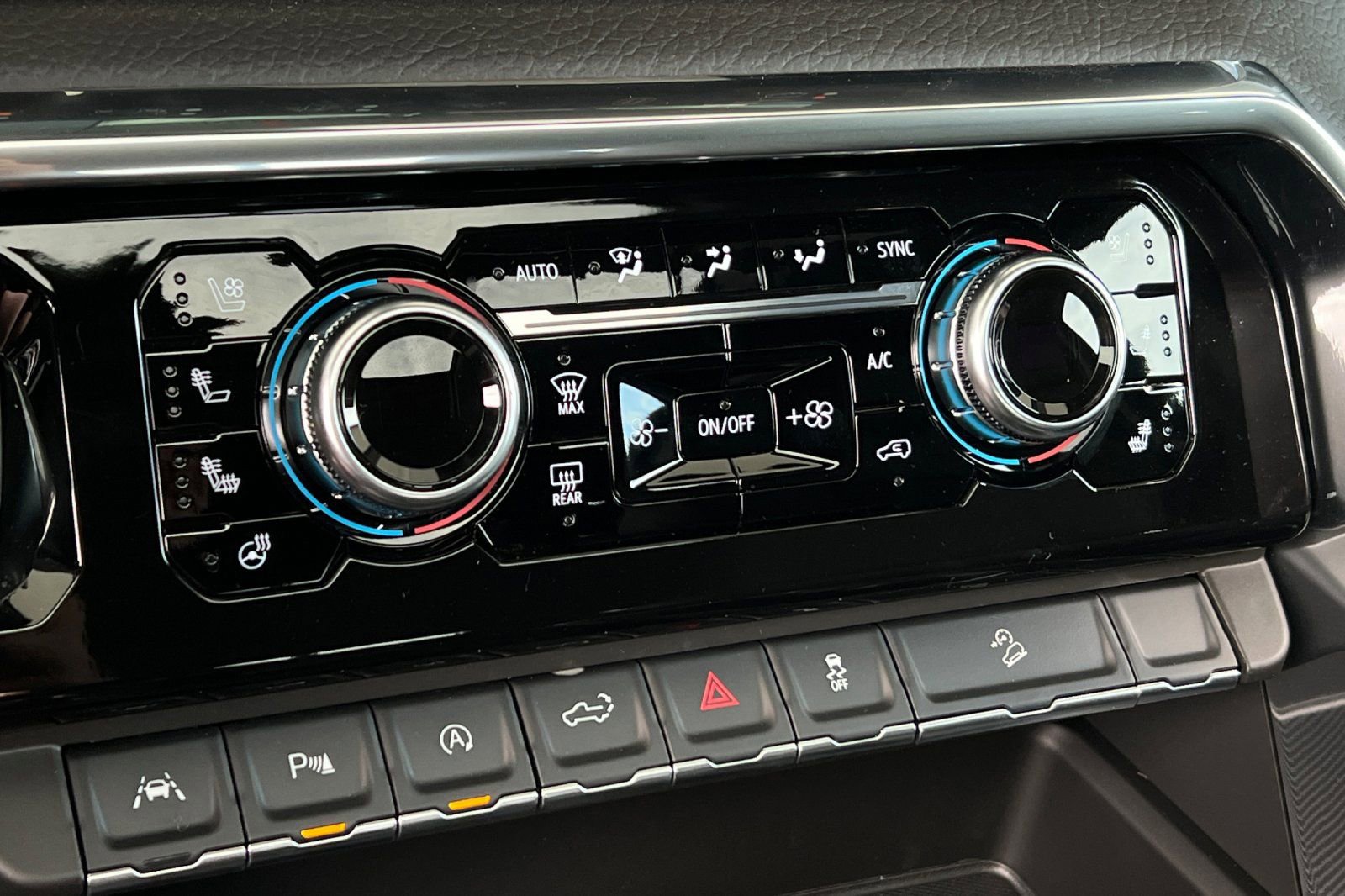 New 2026 GMC Sierra 1500 Denali AWD/4WD image 19