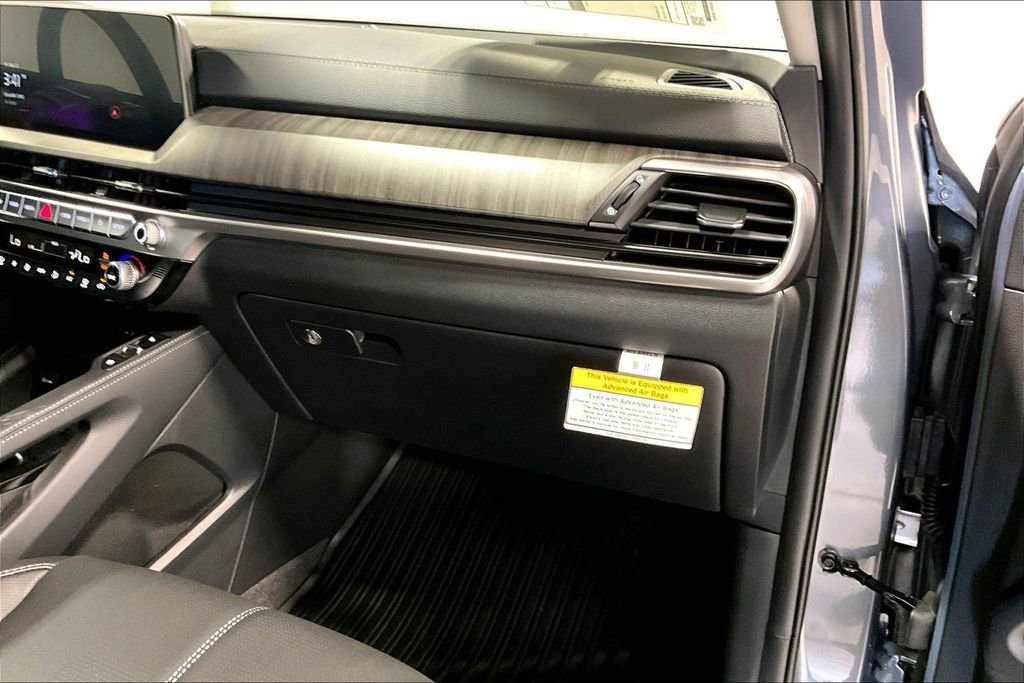 New 2025 Kia Telluride EX image 18