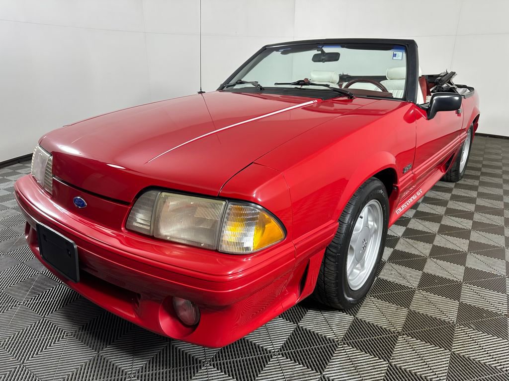 Used 1992 Ford Mustang GT image 3