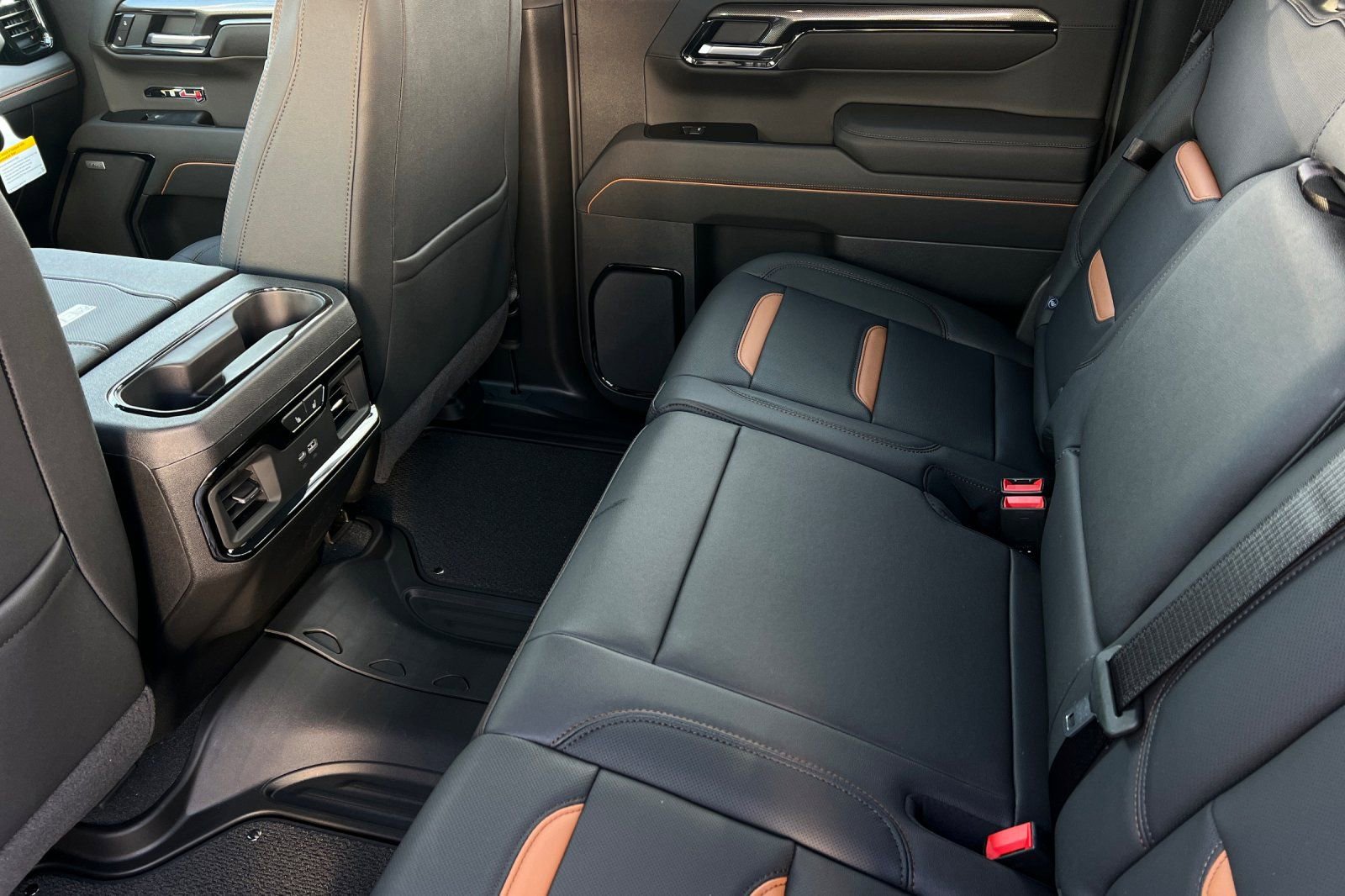 New 2026 GMC Sierra 1500 AT4 w/ AT4 Preferred Package image 10