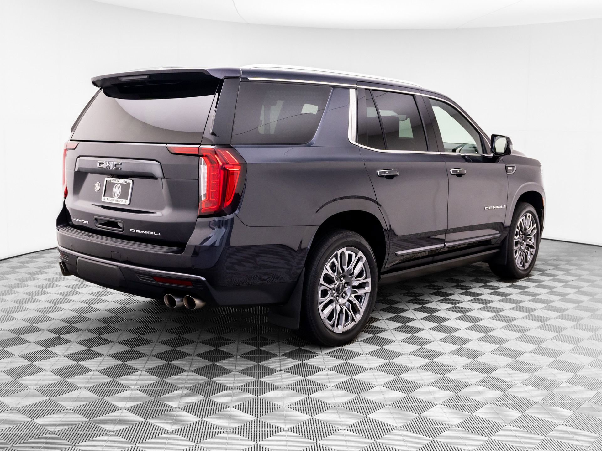 Used 2023 GMC Yukon Denali Ultimate AWD/4WD image 5