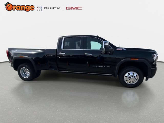 New 2026 GMC Sierra 3500 Denali w/ Denali Reserve Package AWD/4WD image 2