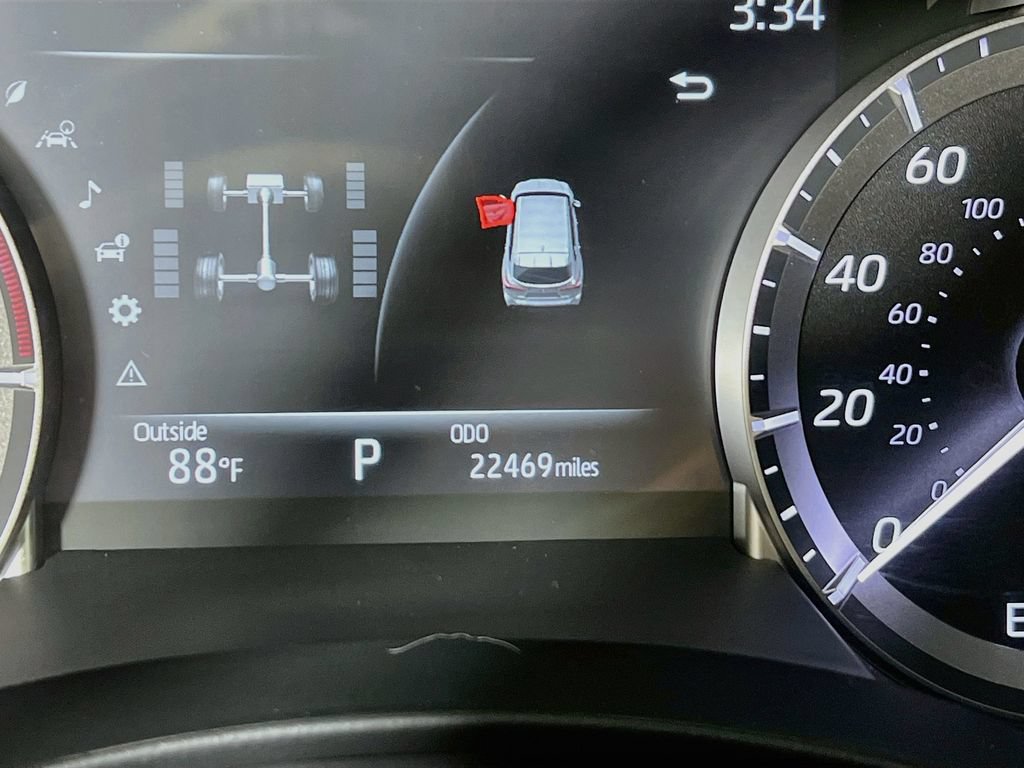 Certified 2024 Toyota Highlander XLE AWD/4WD image 11