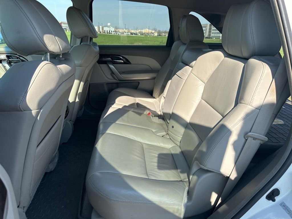 Used 2011 Acura MDX w/ Technology & Entertainment image 16