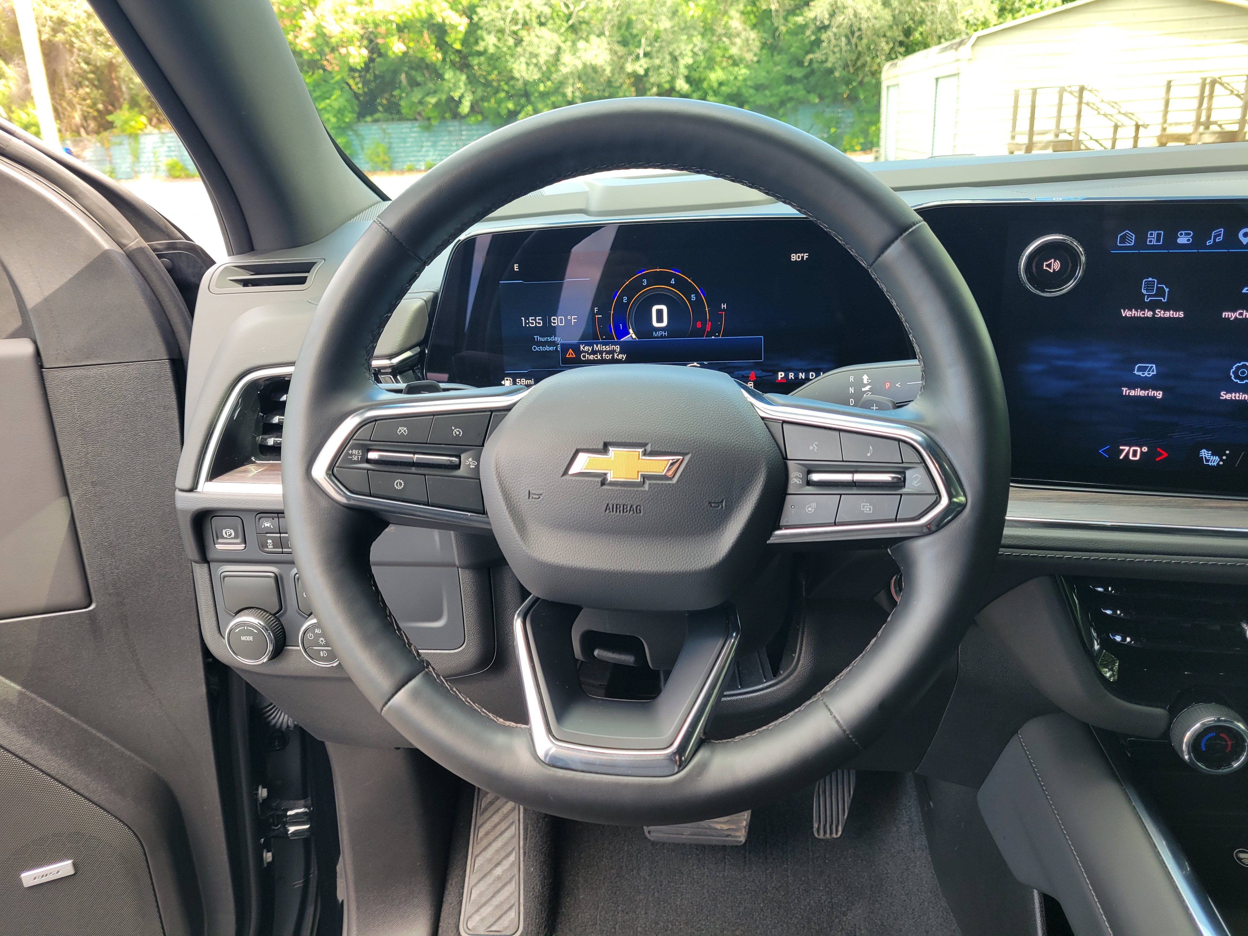 Used 2026 Chevrolet Suburban LT w/ Comfort Package RWD image 17