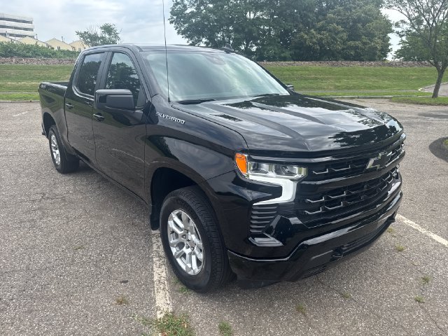 Used 2026 Chevrolet Silverado 1500 RST AWD/4WD image 2