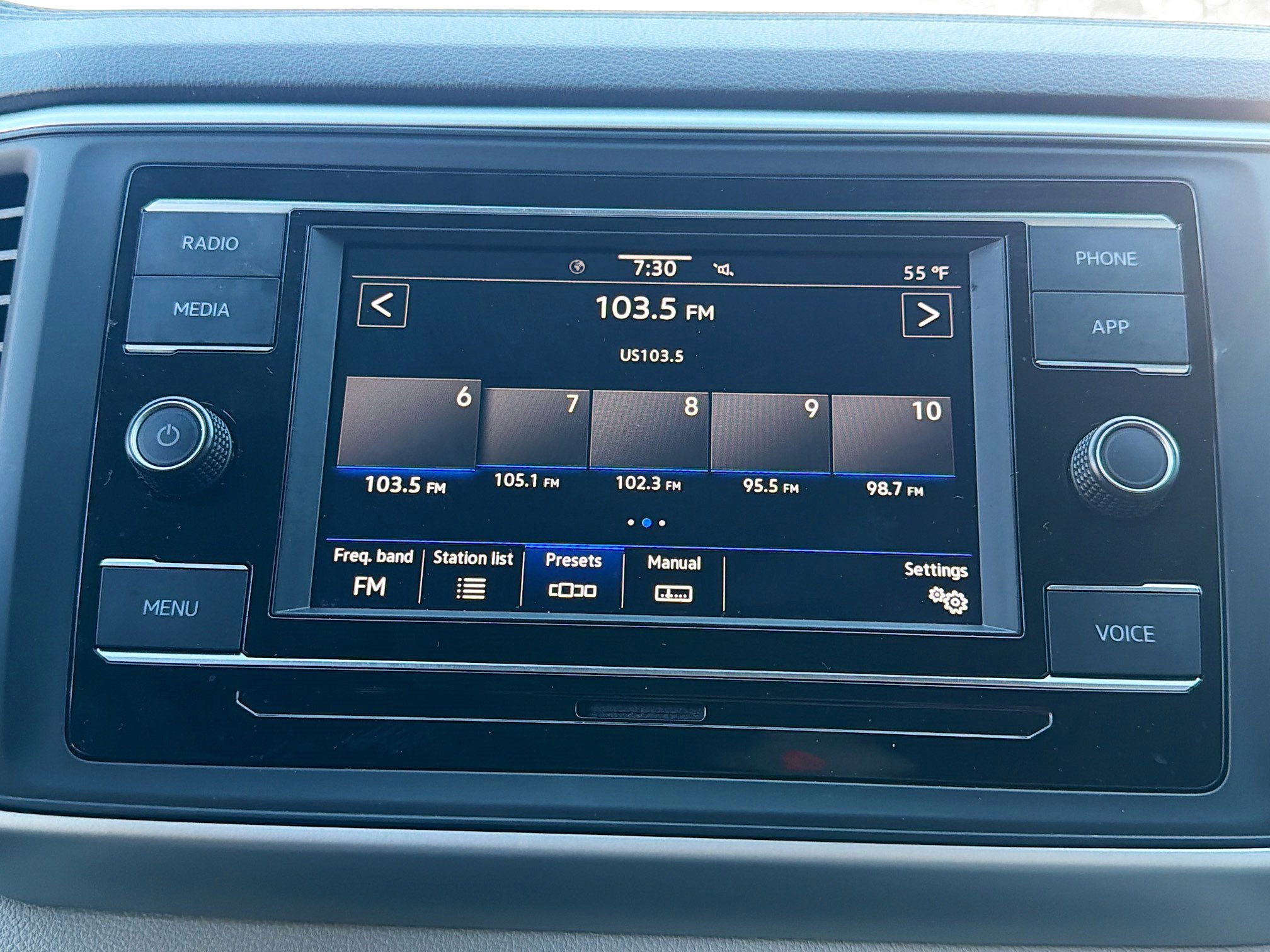 Used 2023 Volkswagen Atlas SE image 30