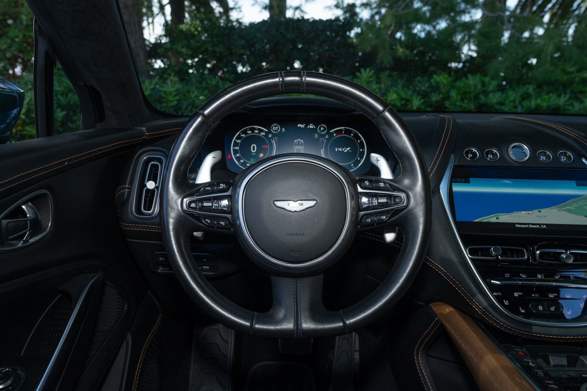Used 2021 Aston Martin DBX AWD/4WD image 20