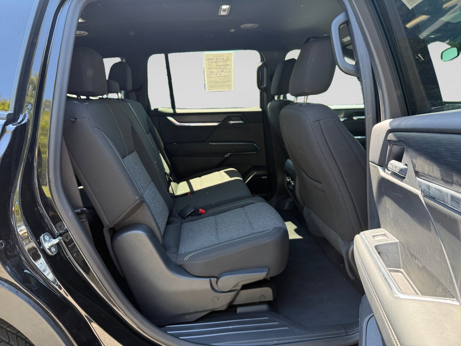 Used 2025 GMC Acadia Elevation image 18