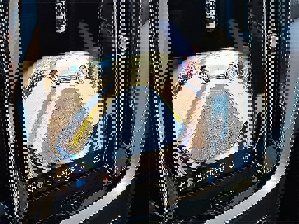 Used 2024 Volvo S60 B5 Core image 19