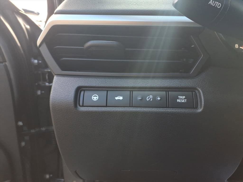 Used 2021 Nissan Altima 2.5 SV w/ SV Premium Package image 13