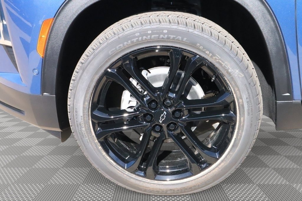 New 2026 Chevrolet Traverse LT w/ Enhanced Driving Package image 17