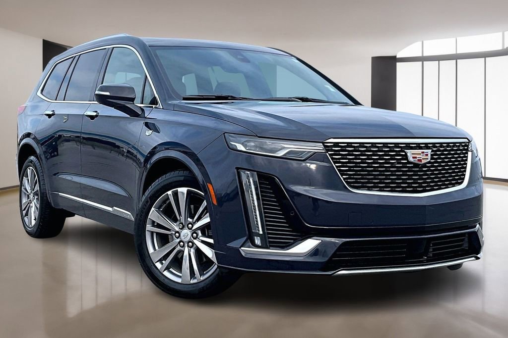 Certified 2024 Cadillac XT6 Premium Luxury w/ Technology Package AWD/4WD image 11