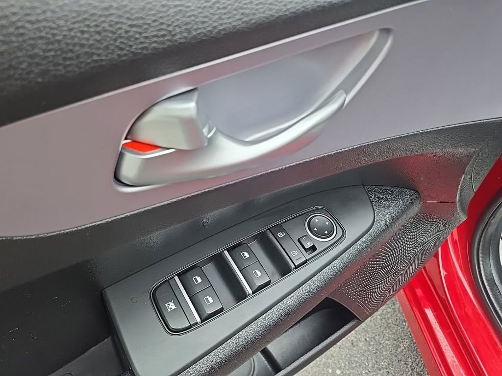 Used 2024 Kia Forte LXS image 13