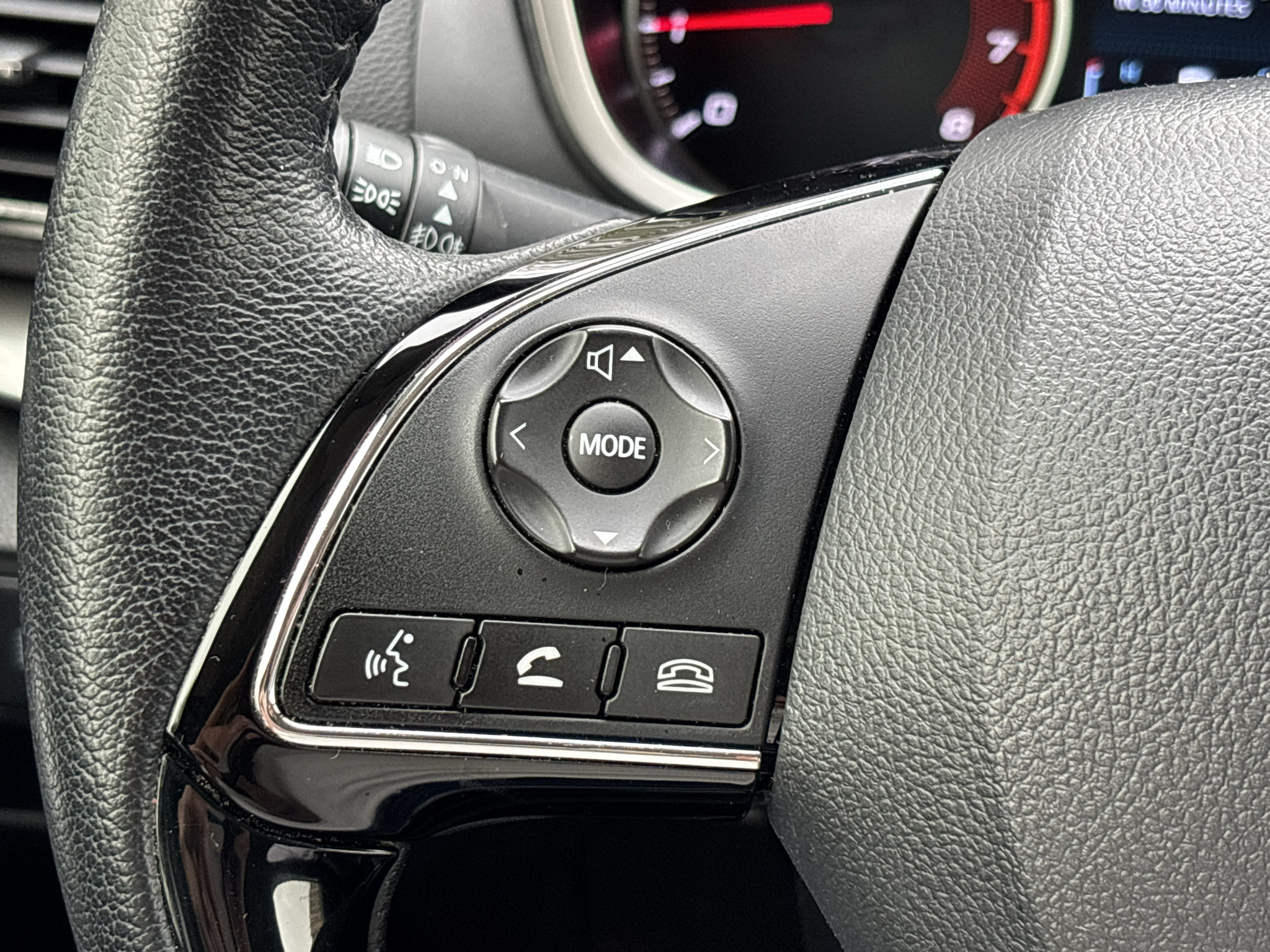 Used 2025 Mitsubishi Eclipse Cross SE AWD/4WD image 18