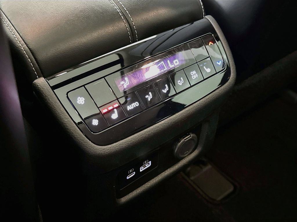 Used 2024 INFINITI QX60 Luxe AWD/4WD image 25