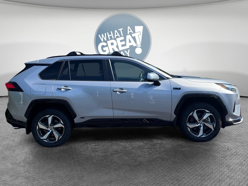 Used 2024 Toyota RAV4 SE w/ Weather & Moonroof Package AWD/4WD image 2
