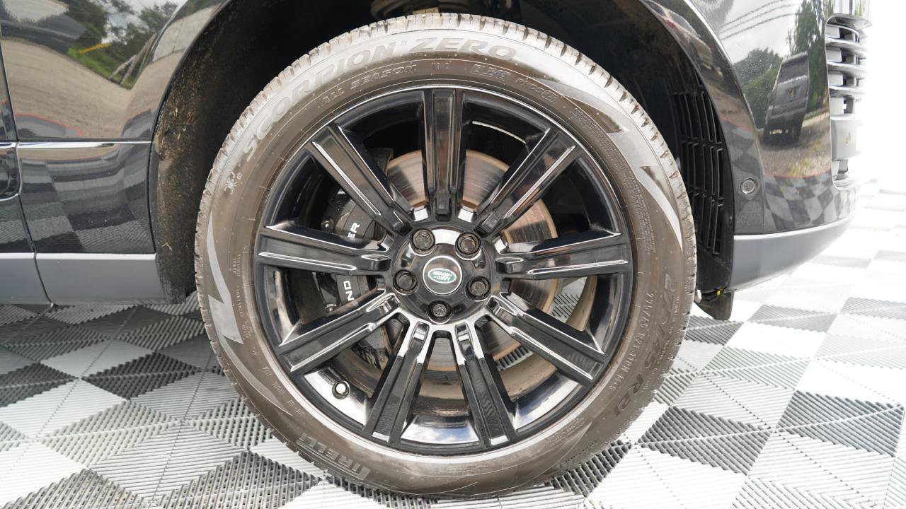Used 2020 Land Rover Range Rover HSE AWD/4WD image 35