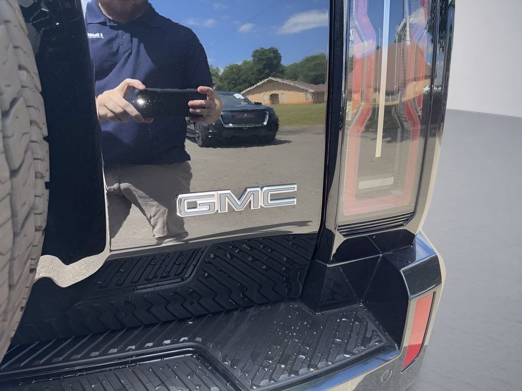 Used 2024 GMC Hummer EV 3X AWD/4WD image 37