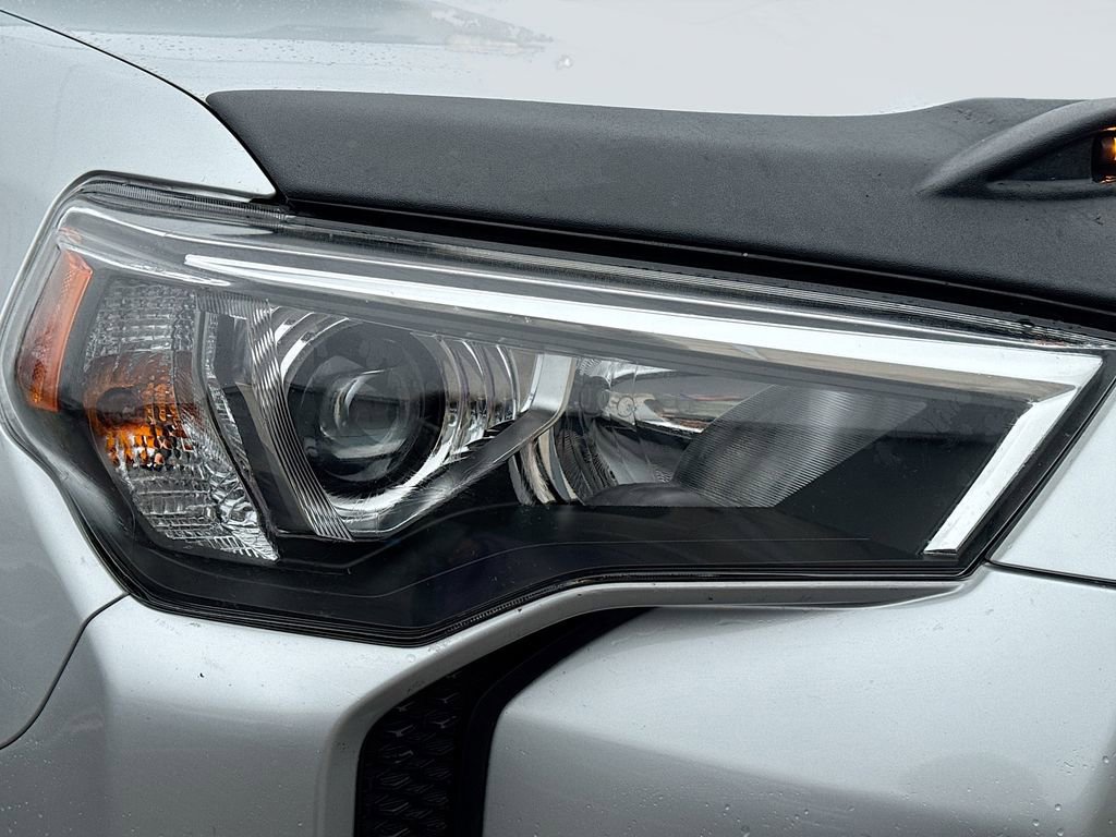 Used 2023 Toyota 4Runner SR5 Premium image 39