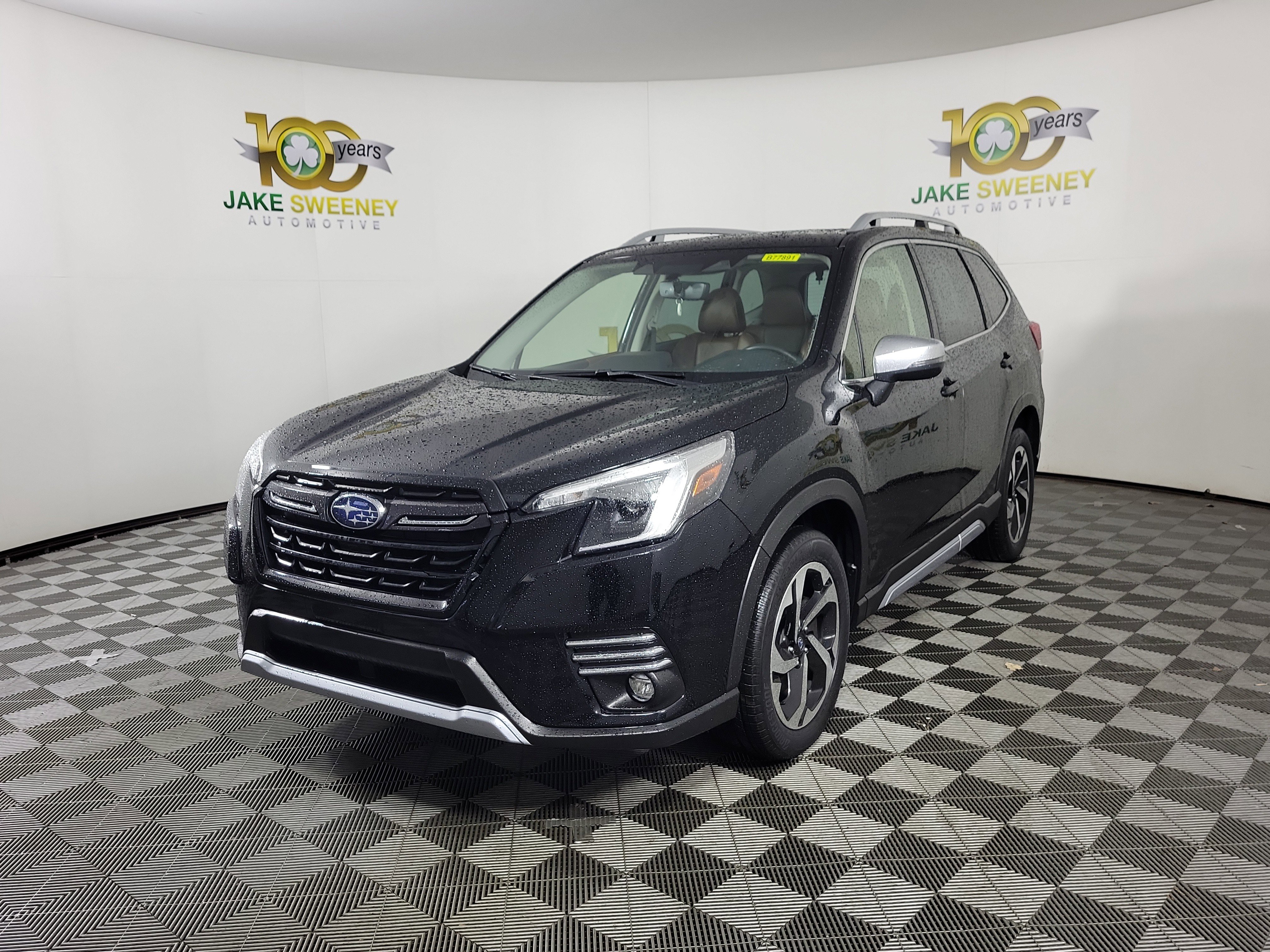 Used 2023 Subaru Forester Touring w/ Popular Package #3 image 3
