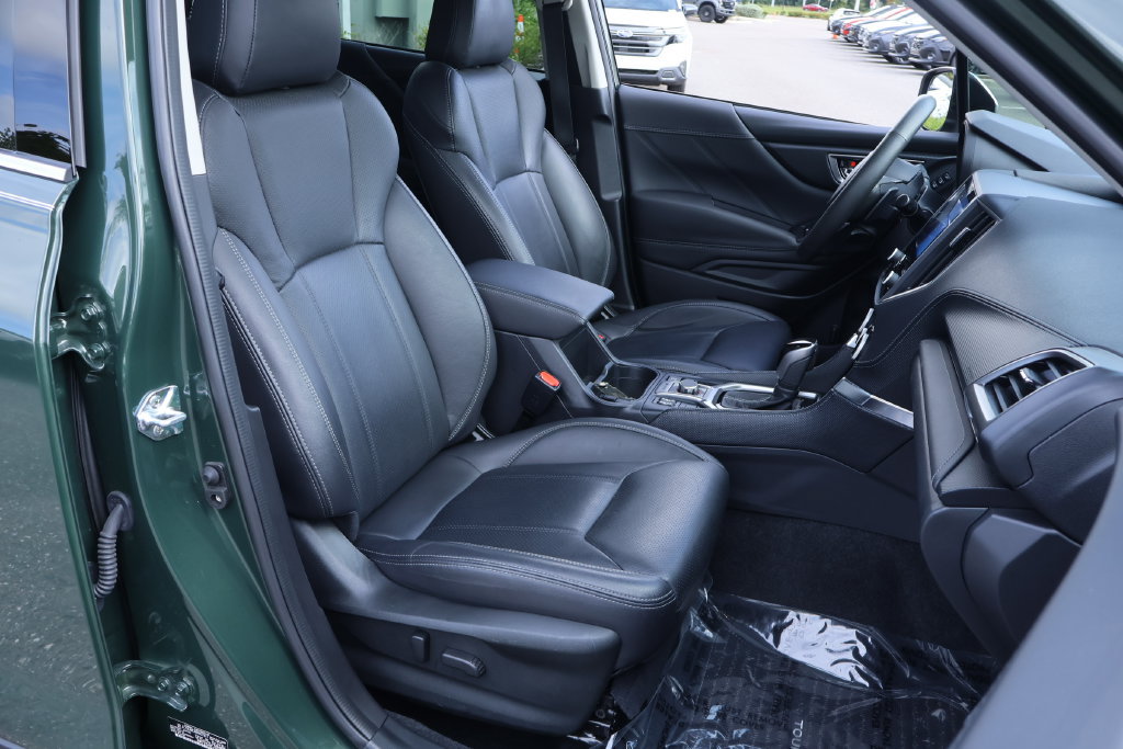 Certified 2024 Subaru Forester Touring AWD/4WD image 22