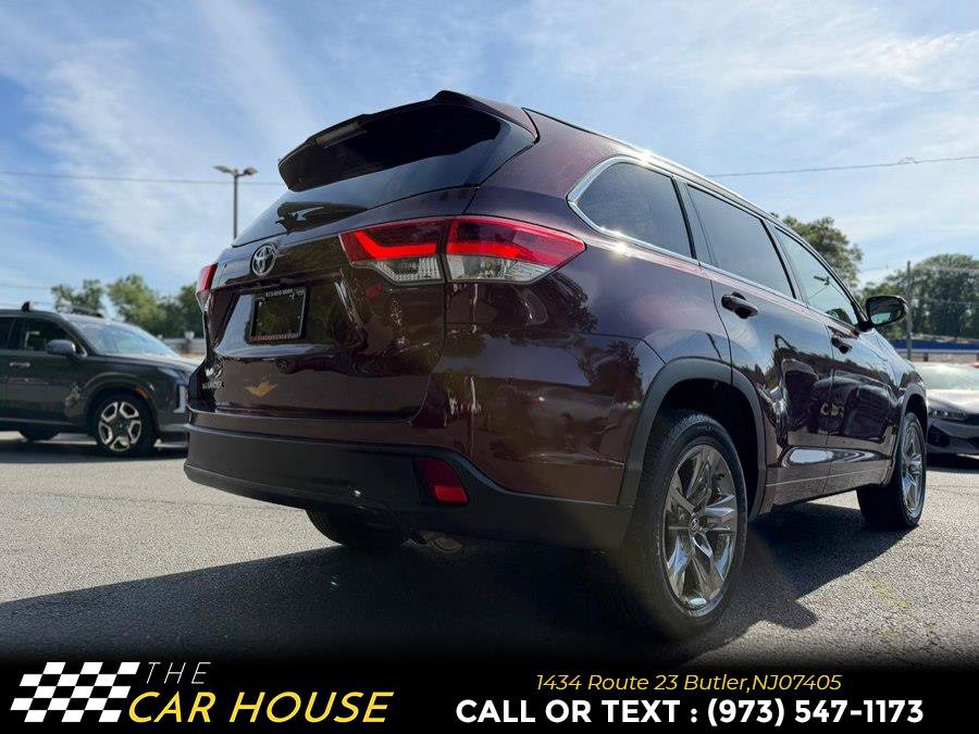 Used 2019 Toyota Highlander Limited Platinum FWD image 7