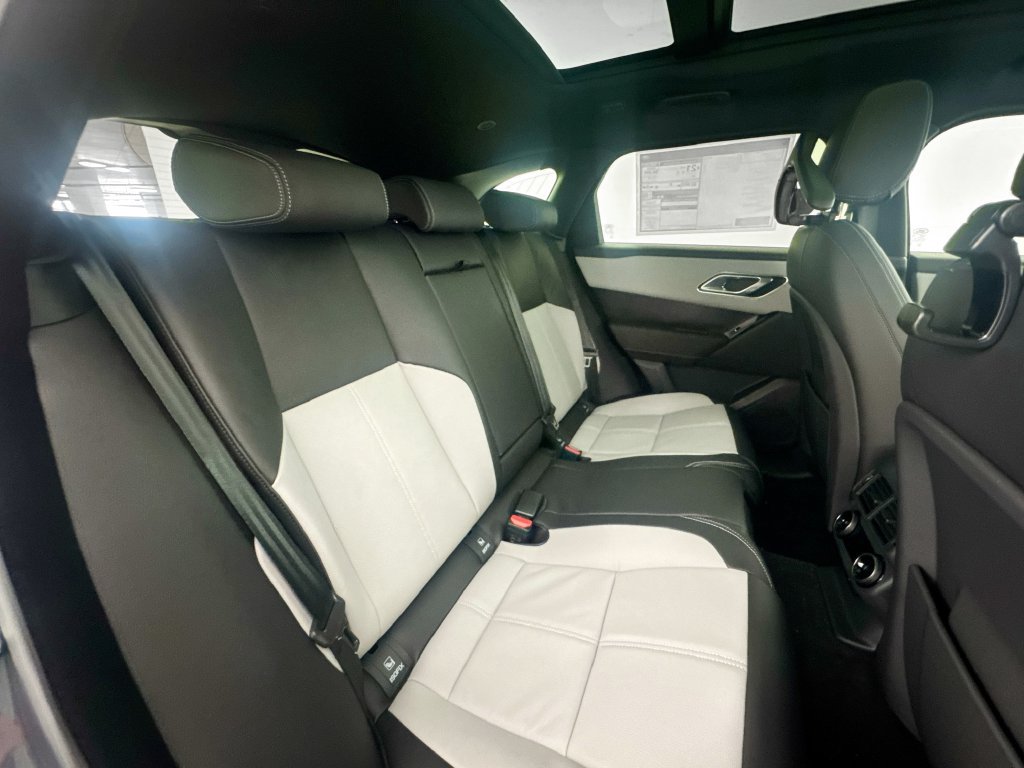 New 2026 Land Rover Range Rover Velar Belgravia AWD/4WD image 28