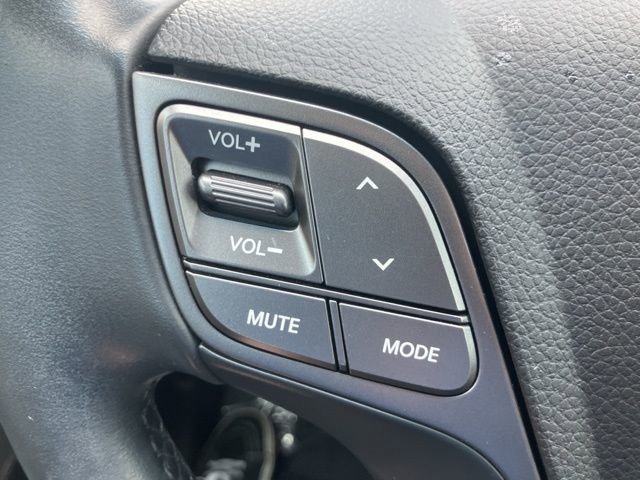 Used 2018 Hyundai Santa Fe Limited image 15