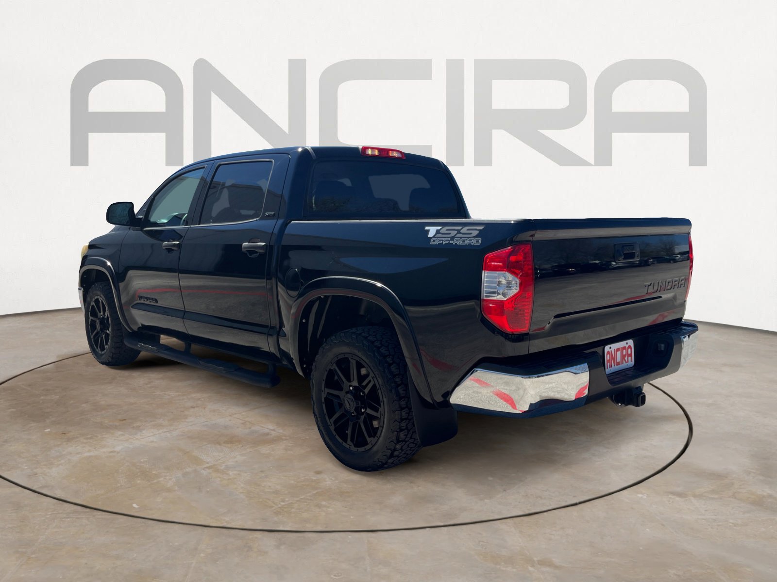 Used 2018 Toyota Tundra SR5 image 7