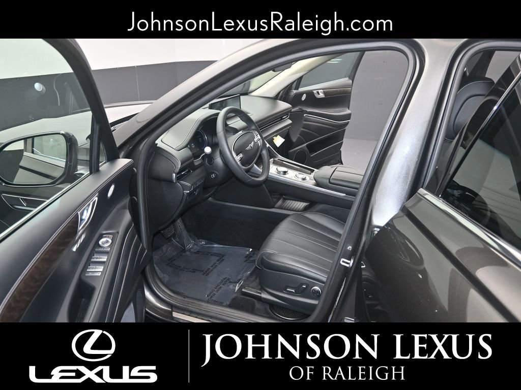 Used 2024 Genesis GV80 3.5T image 13