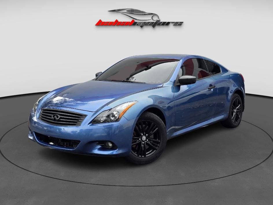Used 2013 INFINITI G37 x w/ Premium Pkg image 3