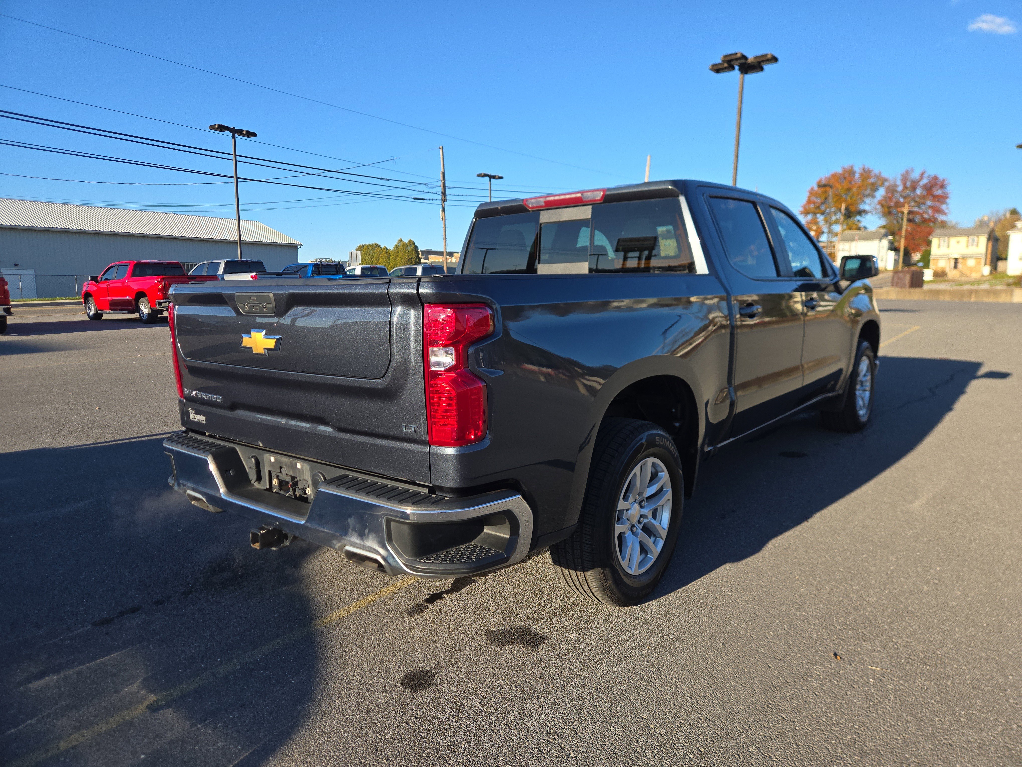 Used 2022 Chevrolet Silverado 1500 LT w/ Z71 Off-Road Package video 3
