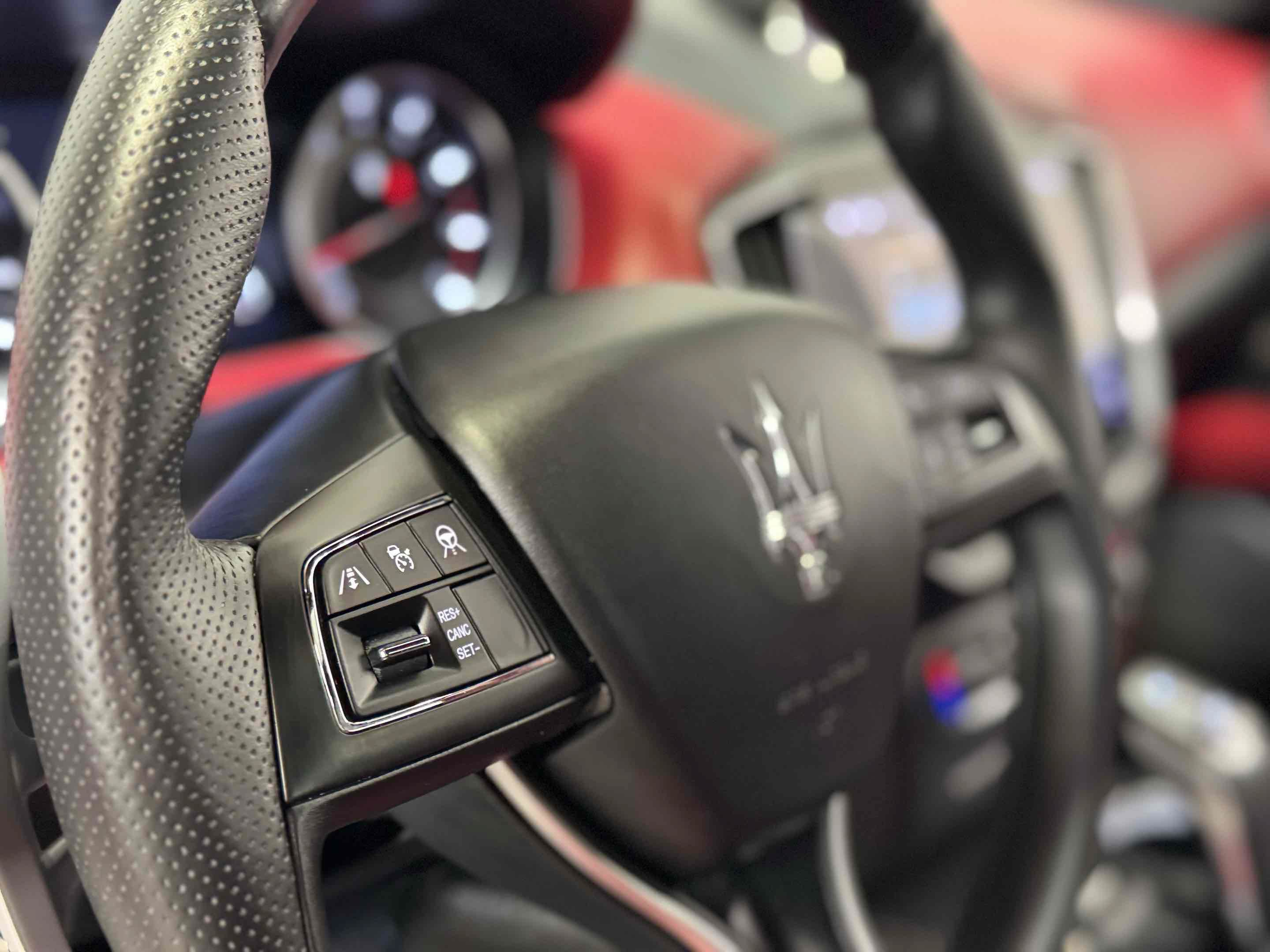 Used 2021 Maserati Ghibli S GranSport RWD image 27
