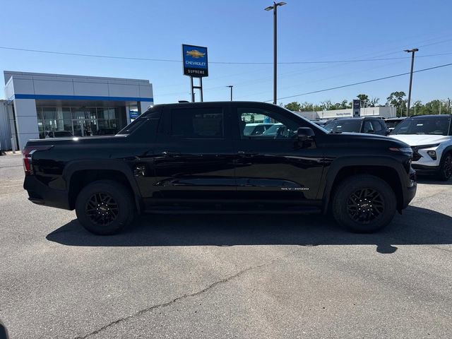 New 2025 Chevrolet Silverado EV LT image 6